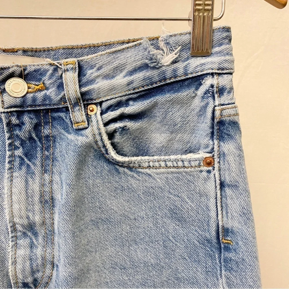 Zara Size 4 High Rise Mom Jeans Ripped Knees Frayed Waistband Distressed Tapered